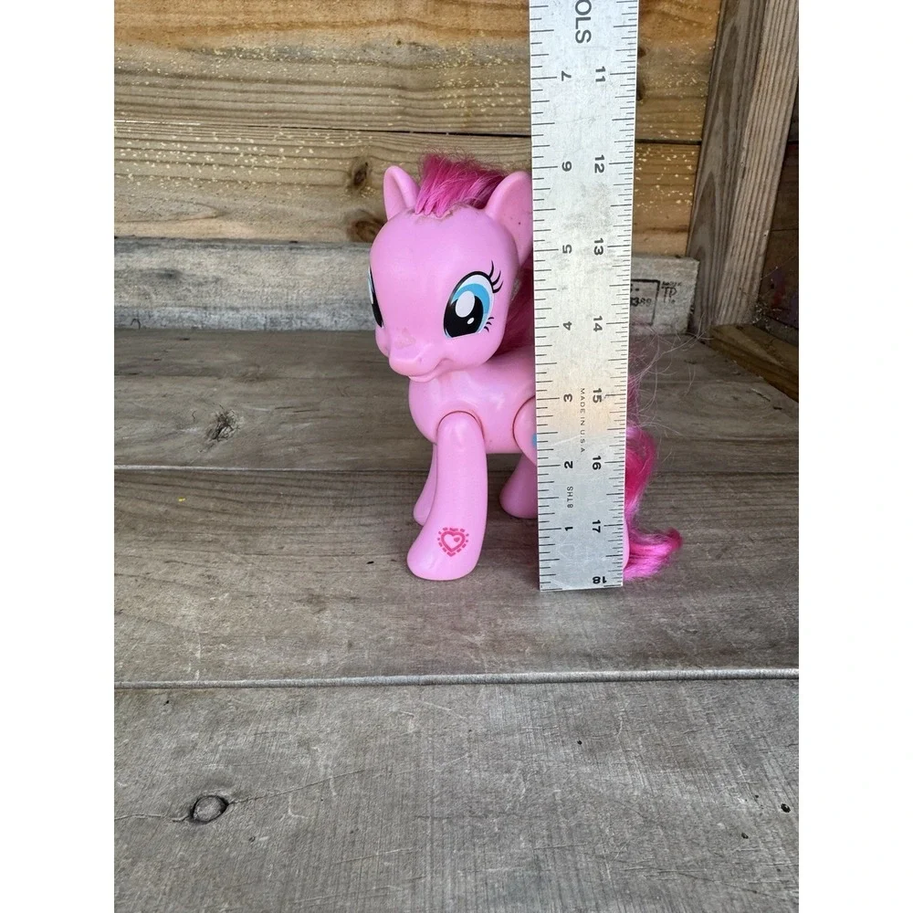 Hasbro My Little Pony Equestria Pinkie Pie 6